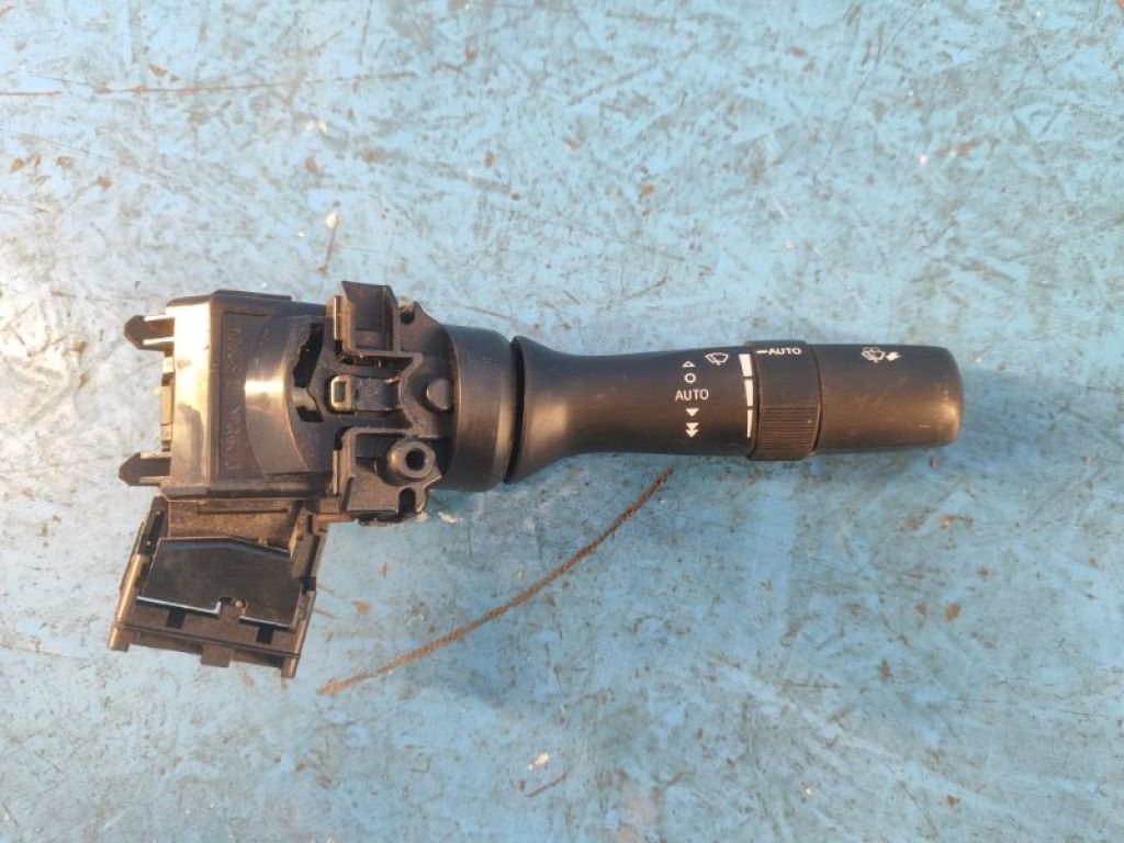 8465202610 | Подрулевой переключатель прав. TOYOTA CAMRY 40 06-11