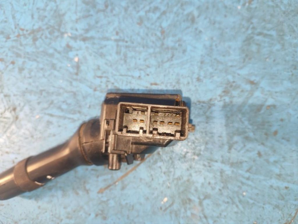 8465202610 | Подрулевой переключатель прав. TOYOTA CAMRY 40 06-11 - Фото 4