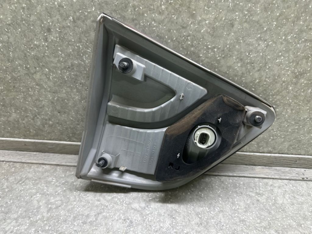 26550-3KA2A | Ліхтар внутрішній прав. NISSAN PATHFINDER R52 12-21 - Фото 3