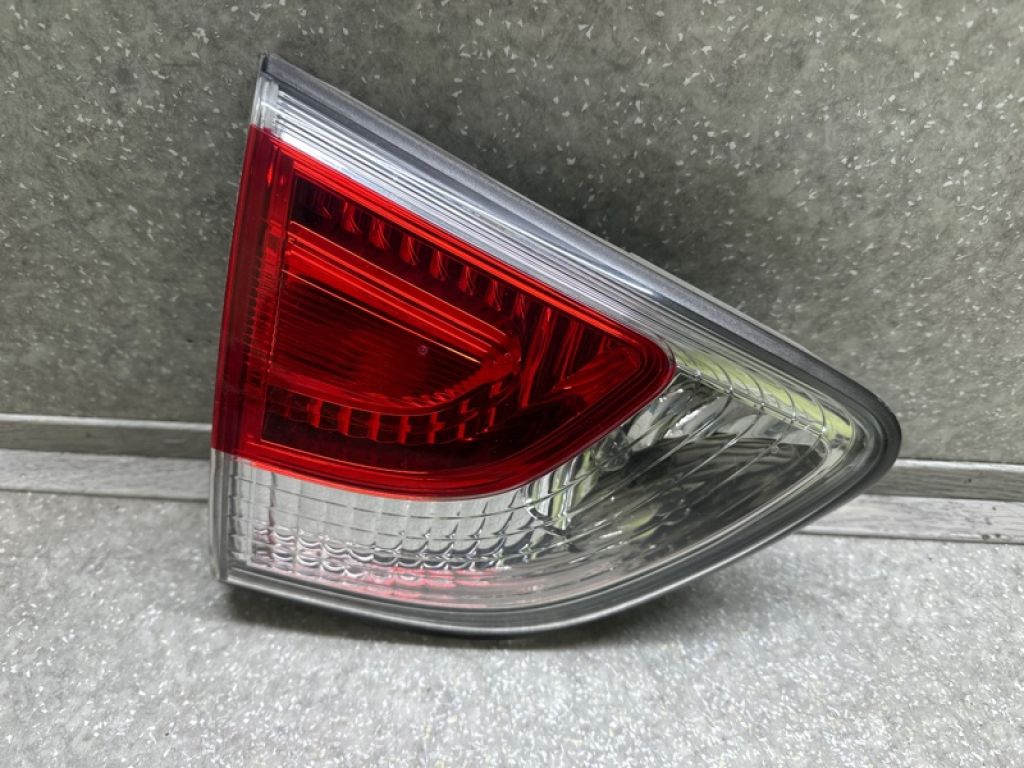 26555-3KA2A | Ліхтар внутрішній лів. NISSAN PATHFINDER R52 12-21 - Фото 2