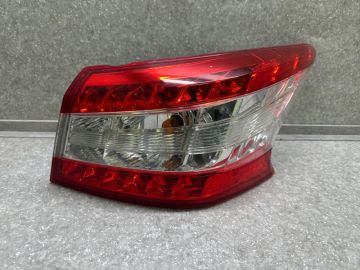 Ліхтар зовнішній прав. NISSAN SENTRA B17 12-21