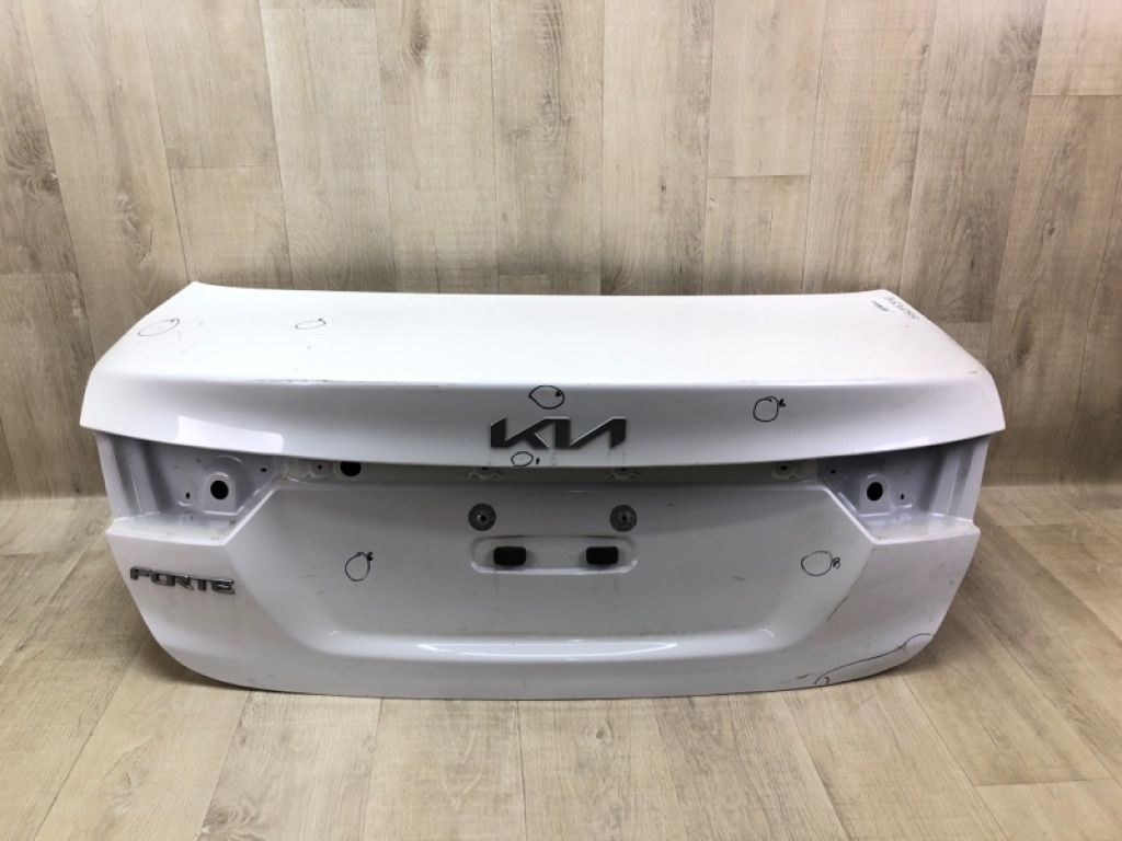 69200M7600 | Кришка багажника KIA FORTE BD 18-21