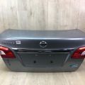 H43003SGMA | Кришка багажника NISSAN SENTRA B17 12-21