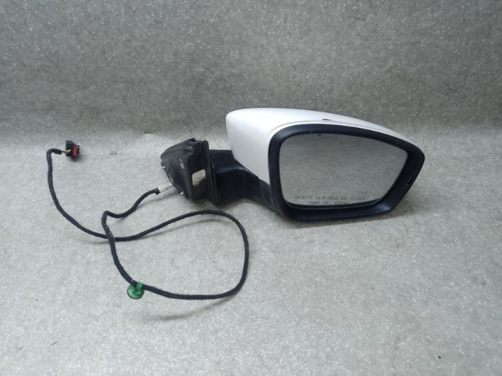 561857508R 9B9 | Дзеркало прав. VOLKSWAGEN PASSAT B7 11-15