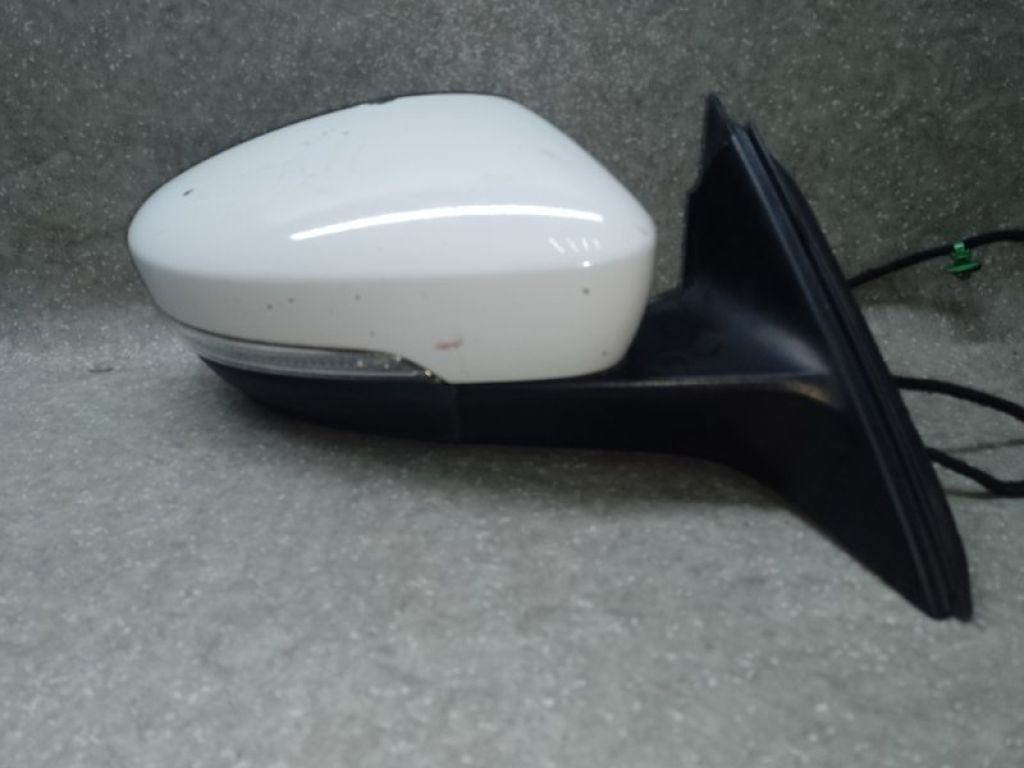 561857508R 9B9 | Дзеркало прав. VOLKSWAGEN PASSAT B7 11-15 - Фото 4