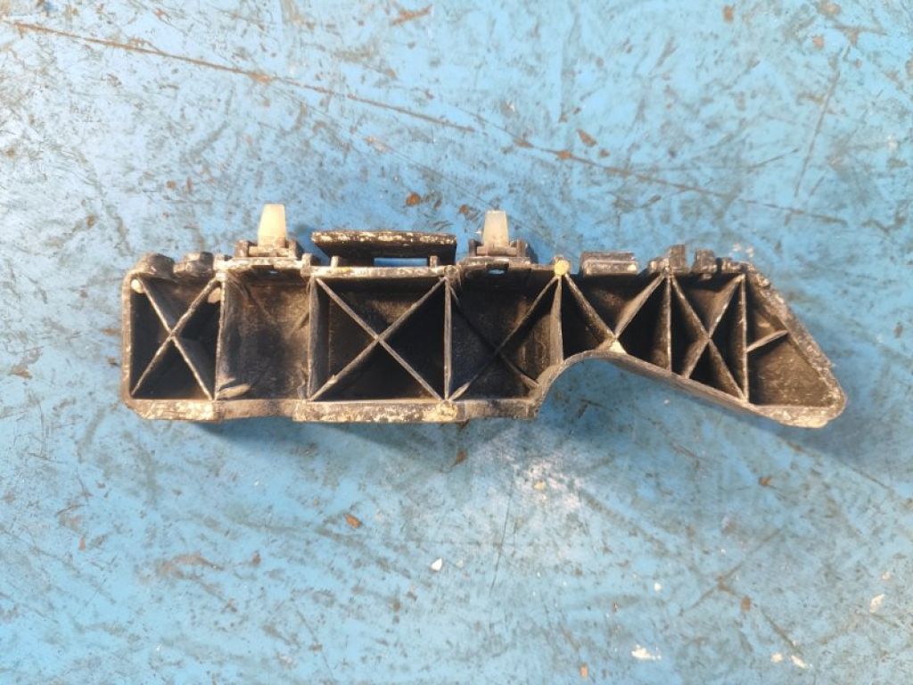 86514-1R000 | Кронштейн переднього бампера прав. HYUNDAI ACCENT RB 10- - Фото 3