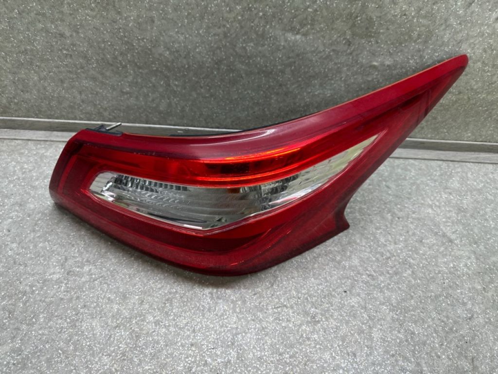 26550-9HU0A | Ліхтар зовнішній прав. NISSAN ALTIMA L33 12-18 - Фото 2