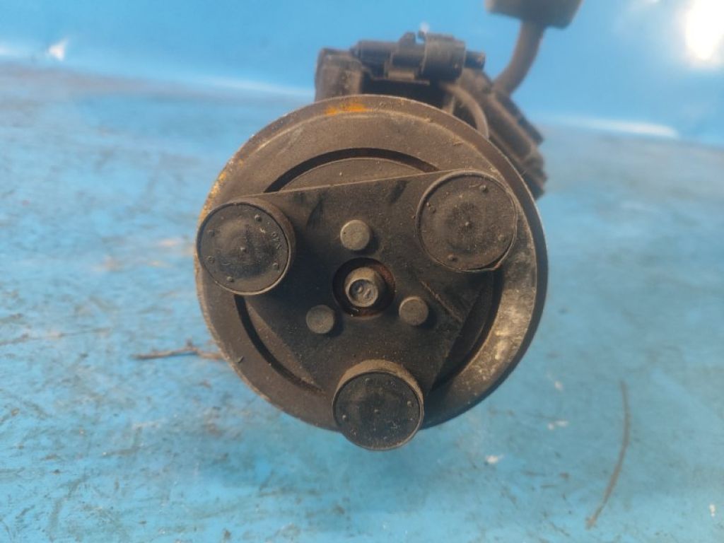 95201-76KA1 | Компресор кондиціонера SUZUKI GRAND VITARA 05-15 - Фото 4