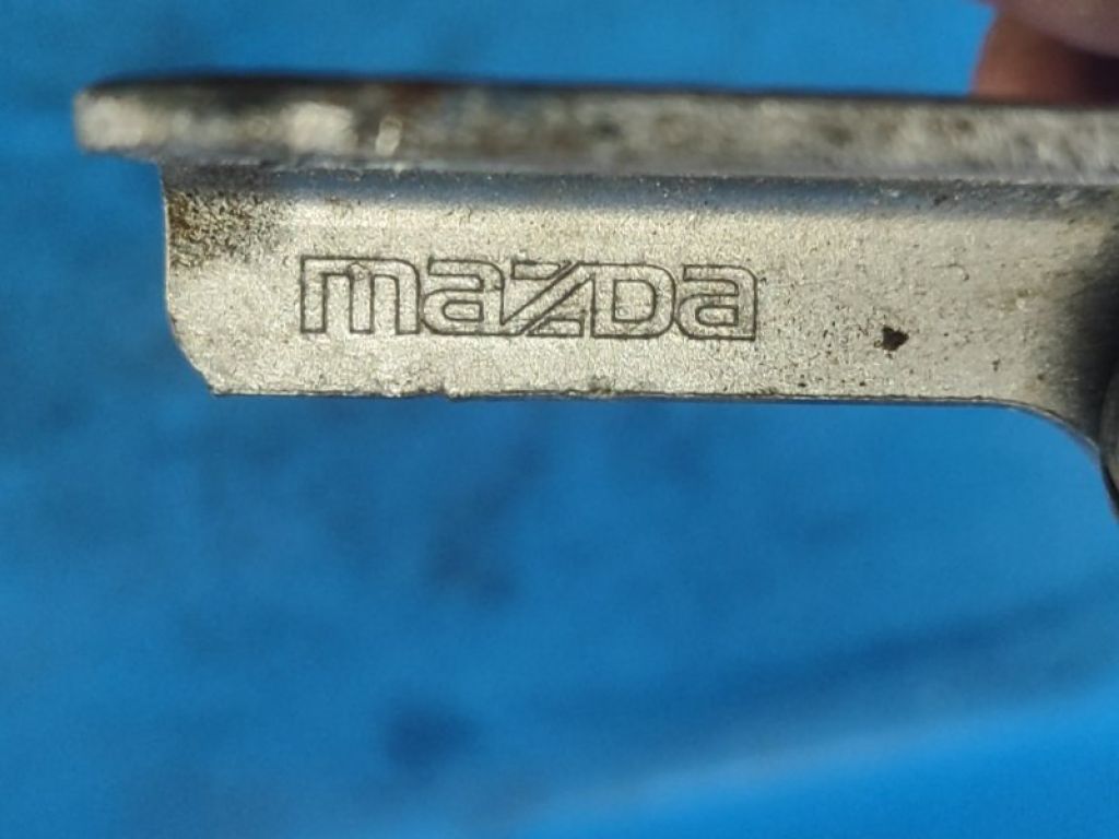 BBM4-52-720A | Петля кришки багажника лів. MAZDA 3 BL 09-13 - Фото 6