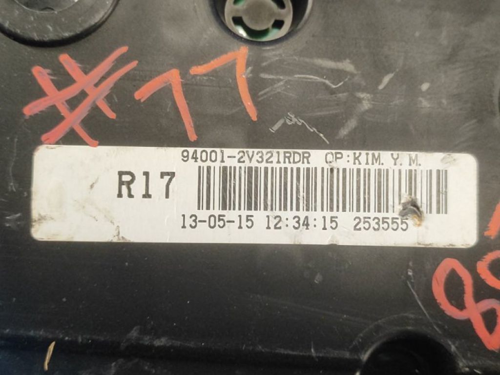 94001-2V321RDR | Панель приладів HYUNDAI VELOSTER 11-18 - Фото 4