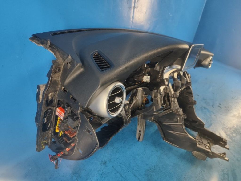 A20568008879J38 | торпедо MERCEDES C-CLASS W205 16-21 - Фото 6