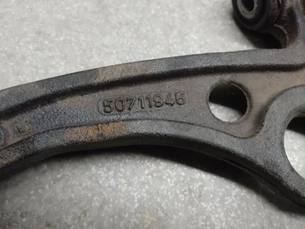 68245040AC | Рычаг передней подвески нижний прав. FIAT 500 (312/FF) 07-19 - Фото 3