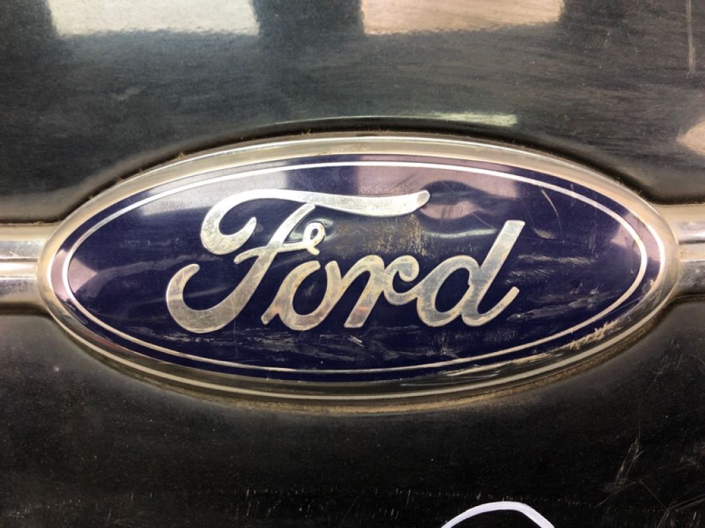 DG1Z-5440110-A | Кришка багажника FORD TAURUS 10-19 - Фото 21