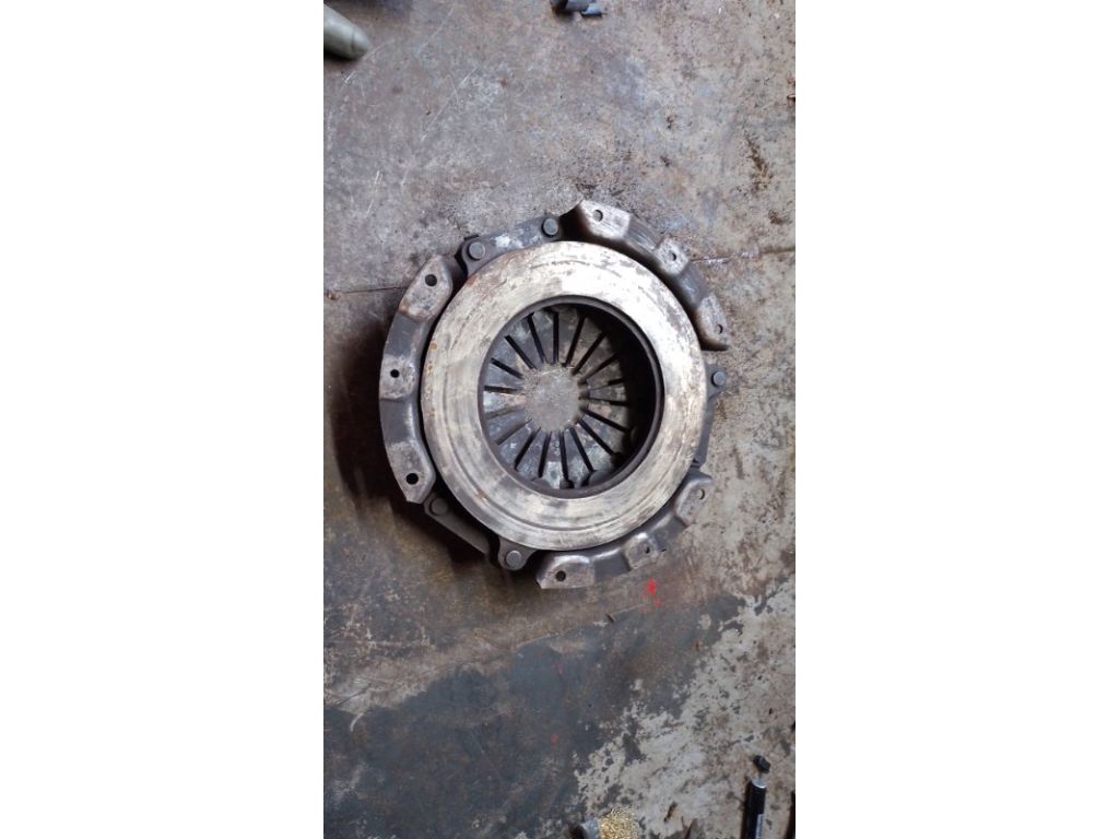 Кошик зчеплення NISSAN URVAN 86-01 - Фото 2