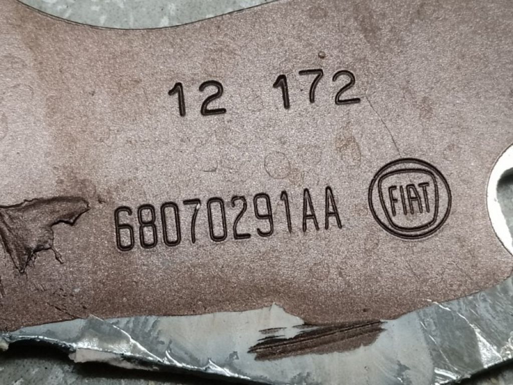68070291AB | Петля капота лев. FIAT 500 (312/FF) 07-19 - Фото 3