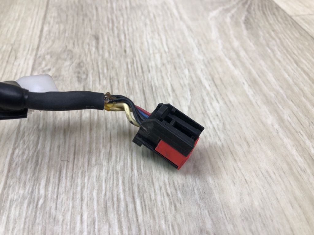 AE5Z-19G490-A | Камера заднього виду FORD FUSION (USA) 06-12 - Фото 6