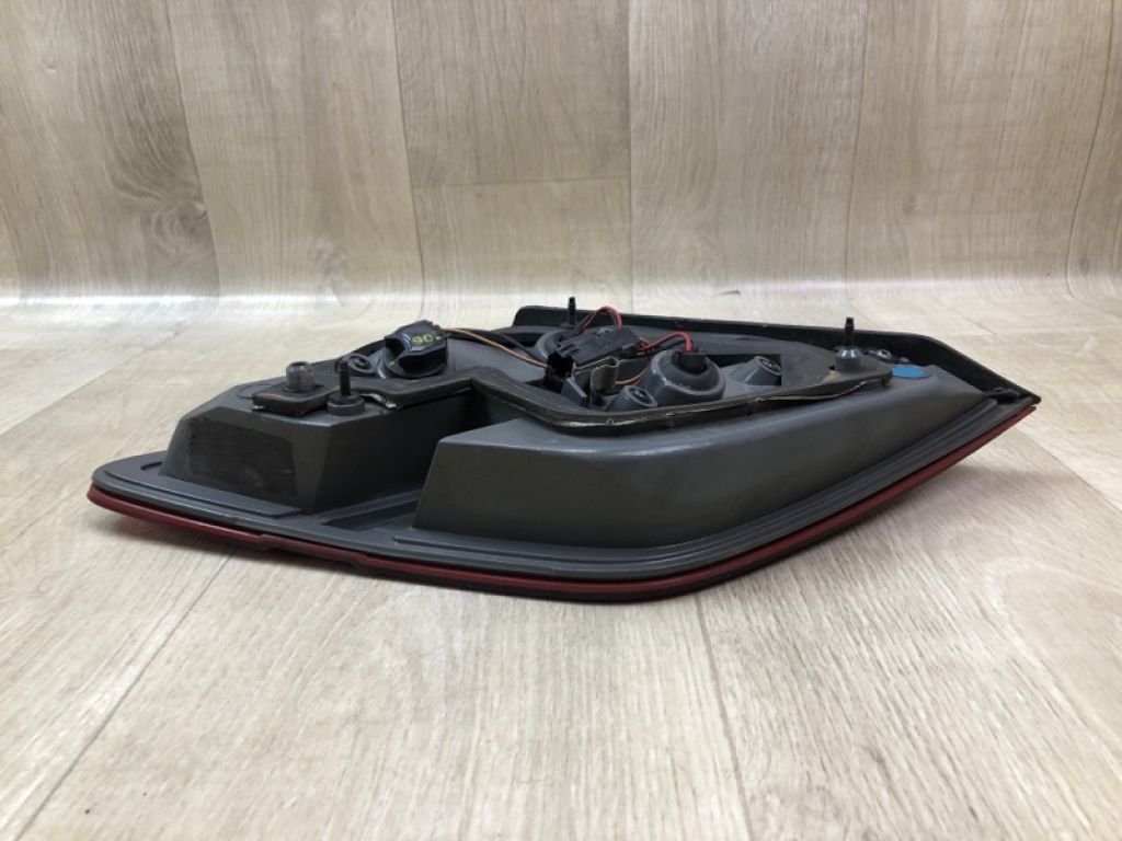 DG1Z-13404-L | Ліхтар внутрішній прав. FORD TAURUS 10-19 - Фото 5