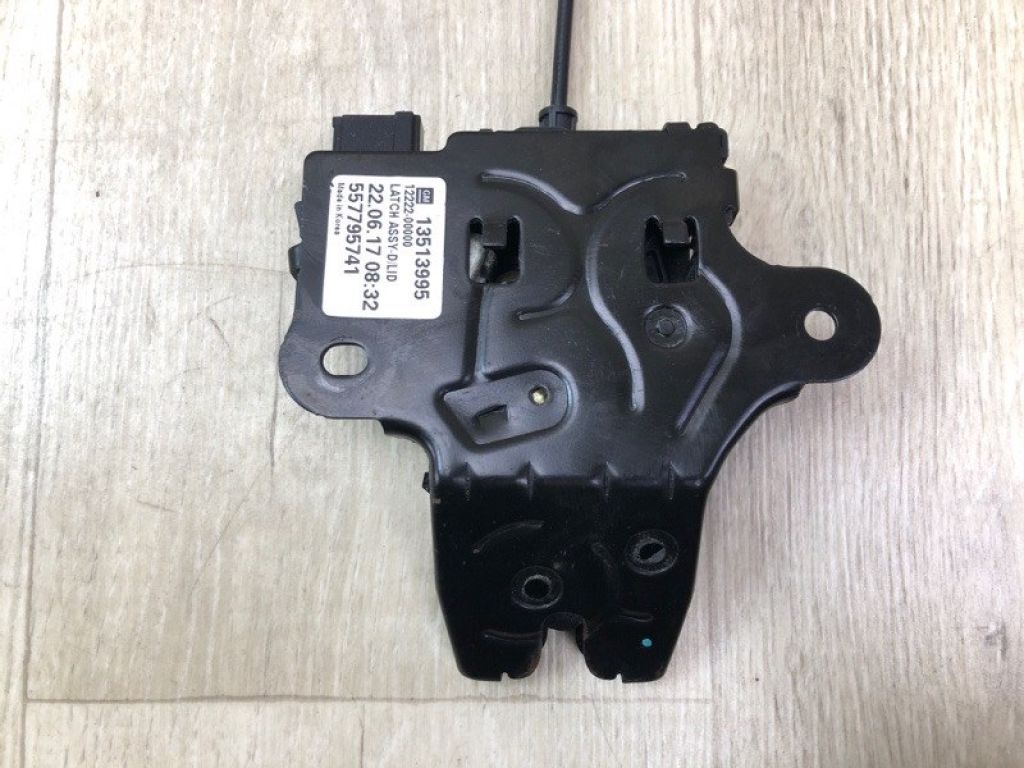 13513995 | Замок кришки багажника CHEVROLET CRUZE 15- - Фото 4