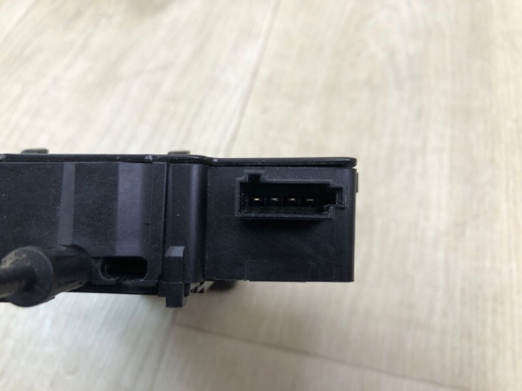 13513995 | Замок кришки багажника CHEVROLET CRUZE 15- - Фото 6