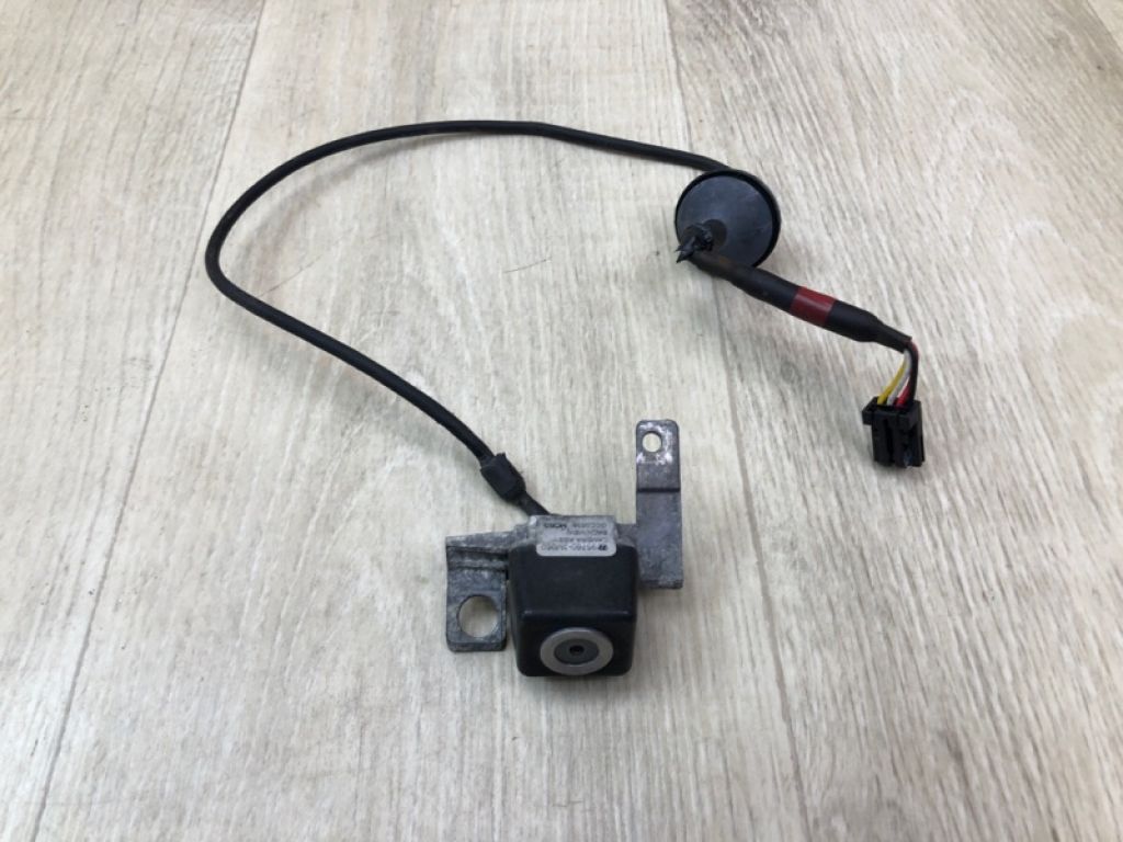 95760-3M060 | Камера заднього виду HYUNDAI GENESIS SEDAN 08-13