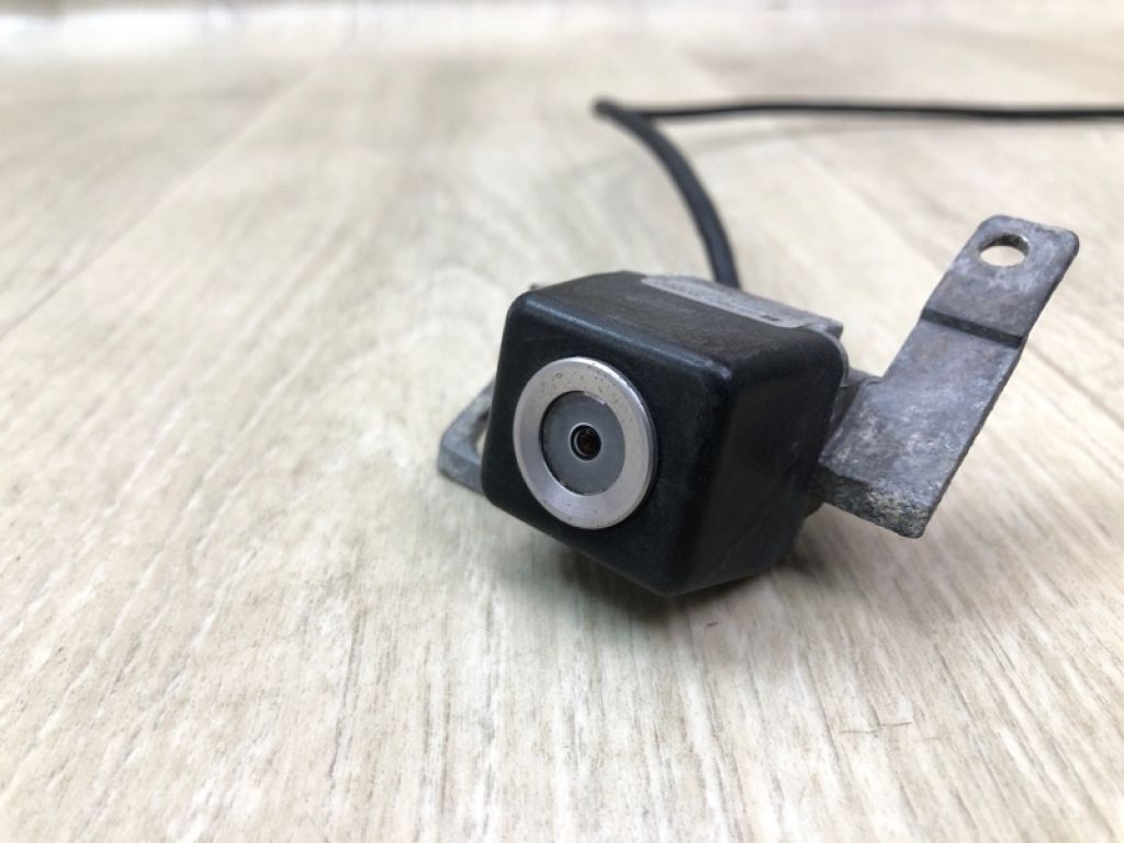 95760-3M060 | Камера заднього виду HYUNDAI GENESIS SEDAN 08-13 - Фото 2