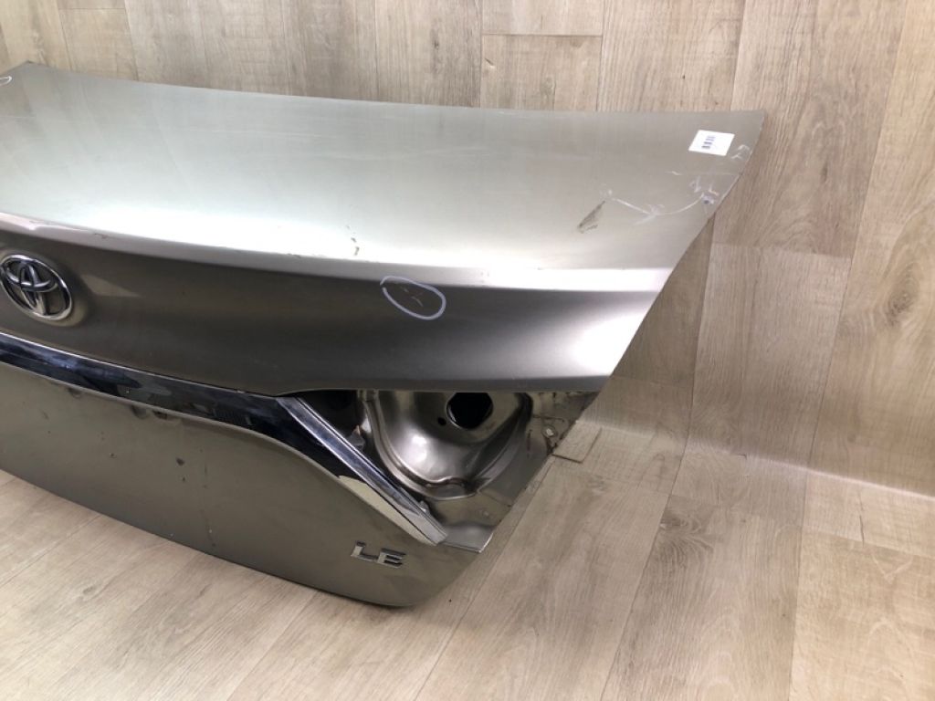 6440106A40 | Кришка багажника TOYOTA CAMRY 55 14-17 - Фото 5