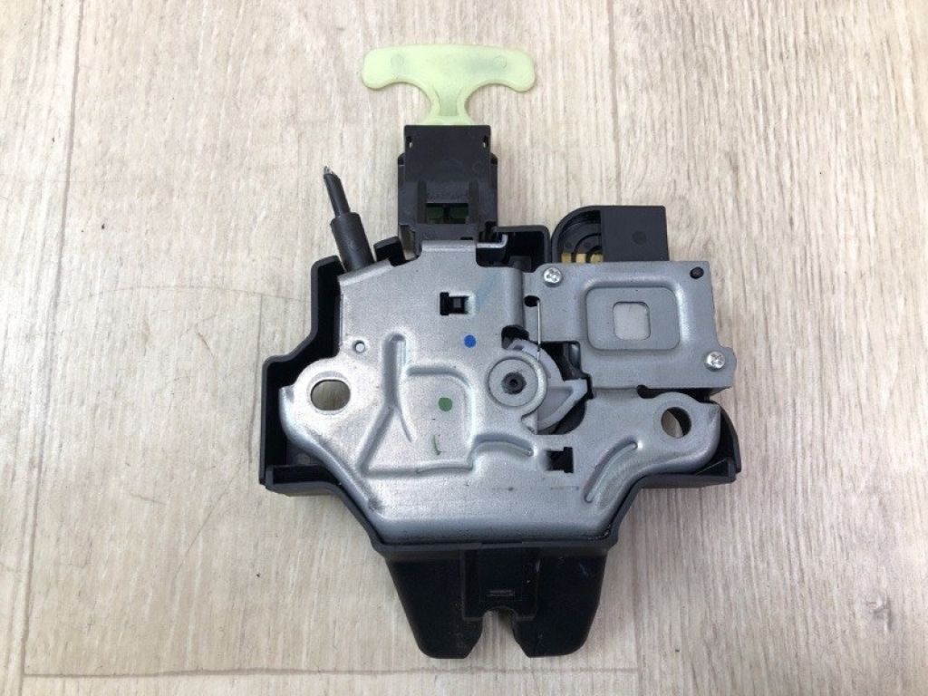 6460006041 | Замок кришки багажника TOYOTA CAMRY 55 14-17 - Фото 4