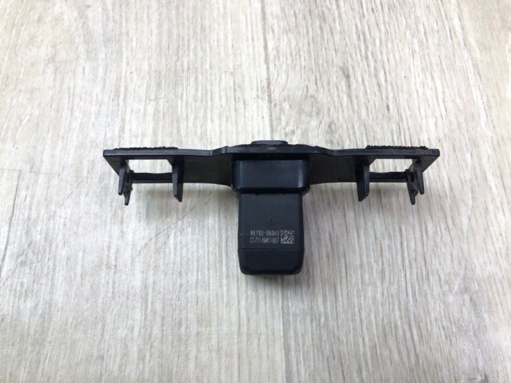 8679006040 | Камера заднього виду TOYOTA CAMRY 55 14-17 - Фото 3