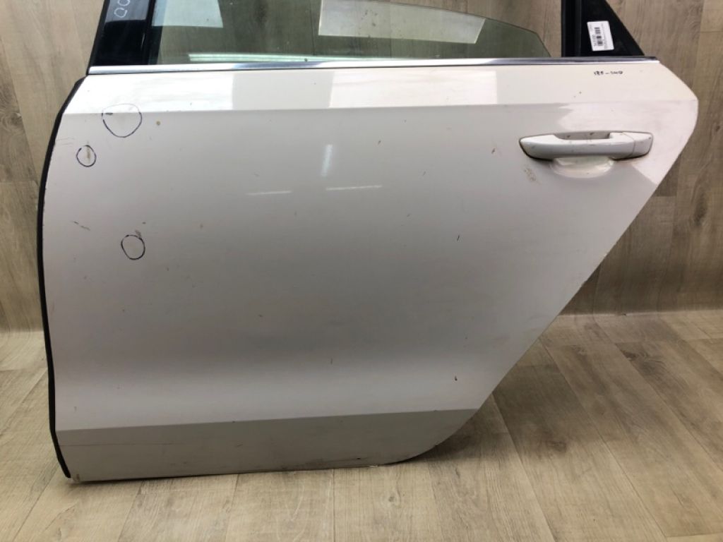 561833055C | Двері задн. лів. VOLKSWAGEN PASSAT B7 11-15 - Фото 3