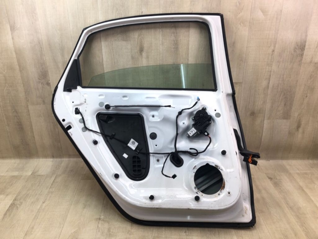 561833055C | Двері задн. лів. VOLKSWAGEN PASSAT B7 11-15 - Фото 6