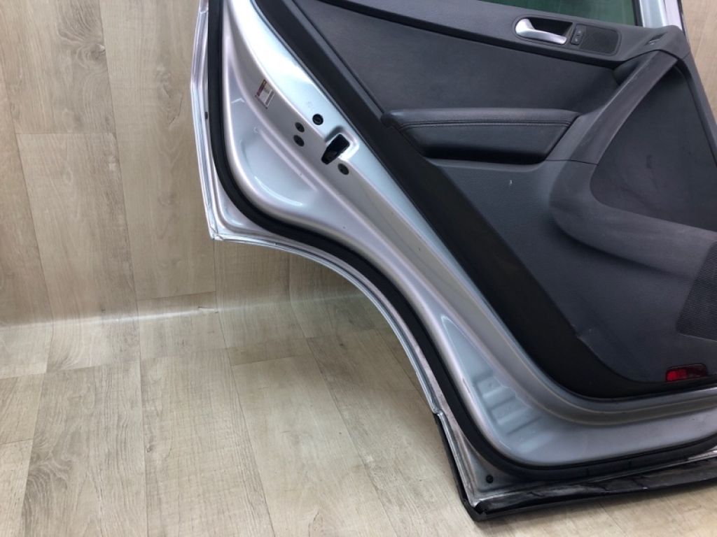 5N0833055A | Двері задн. лів. VOLKSWAGEN TIGUAN 08-17 - Фото 11