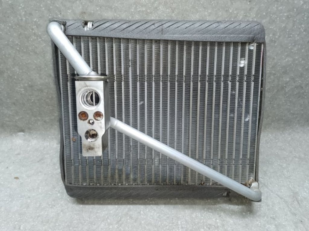 7810A123 | Випарник кондиціонера MITSUBISHI OUTLANDER XL 05-13