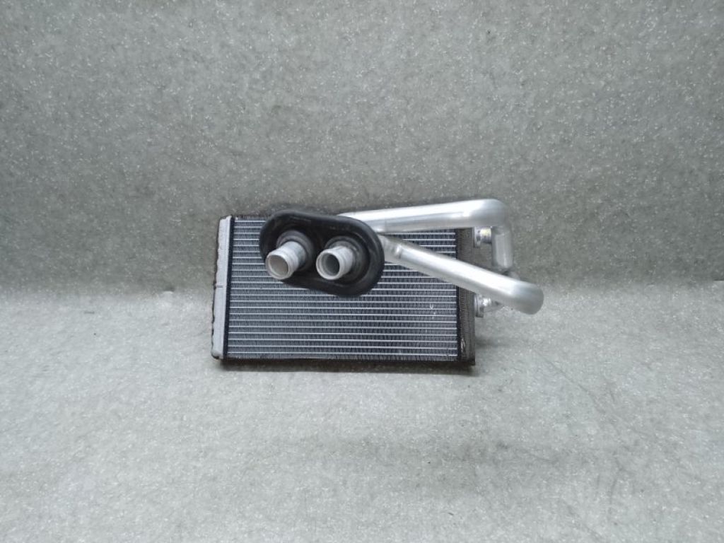 7801A133 | Радиатор печки MITSUBISHI OUTLANDER XL 05-13