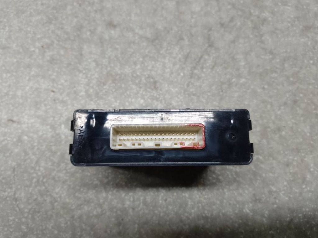 8637A391 | Блок керування центральним замком MITSUBISHI OUTLANDER XL 05-13 - Фото 3