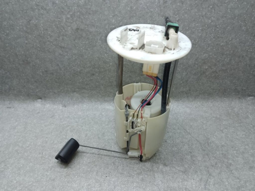 1760A236 | паливний насос MITSUBISHI OUTLANDER XL 05-13