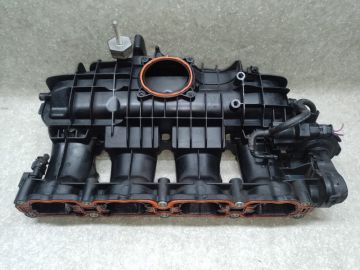 Колектор впускний VOLKSWAGEN PASSAT B7 11-15