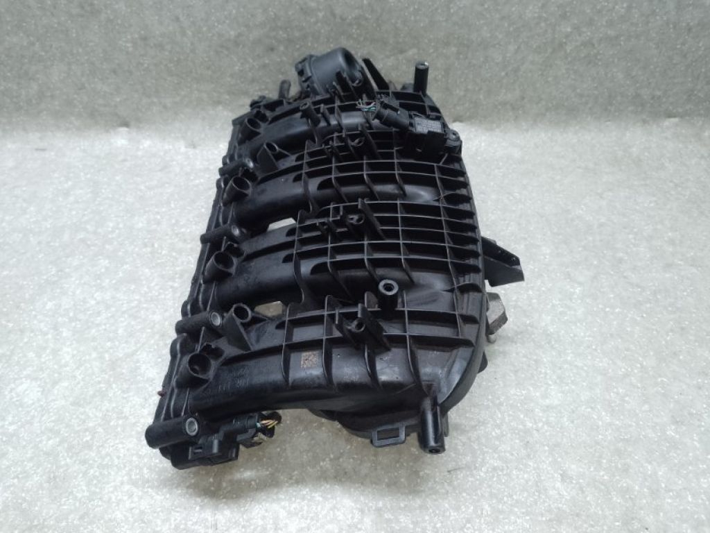 06L133201AS | Колектор впускний VOLKSWAGEN PASSAT B7 11-15 - Фото 3