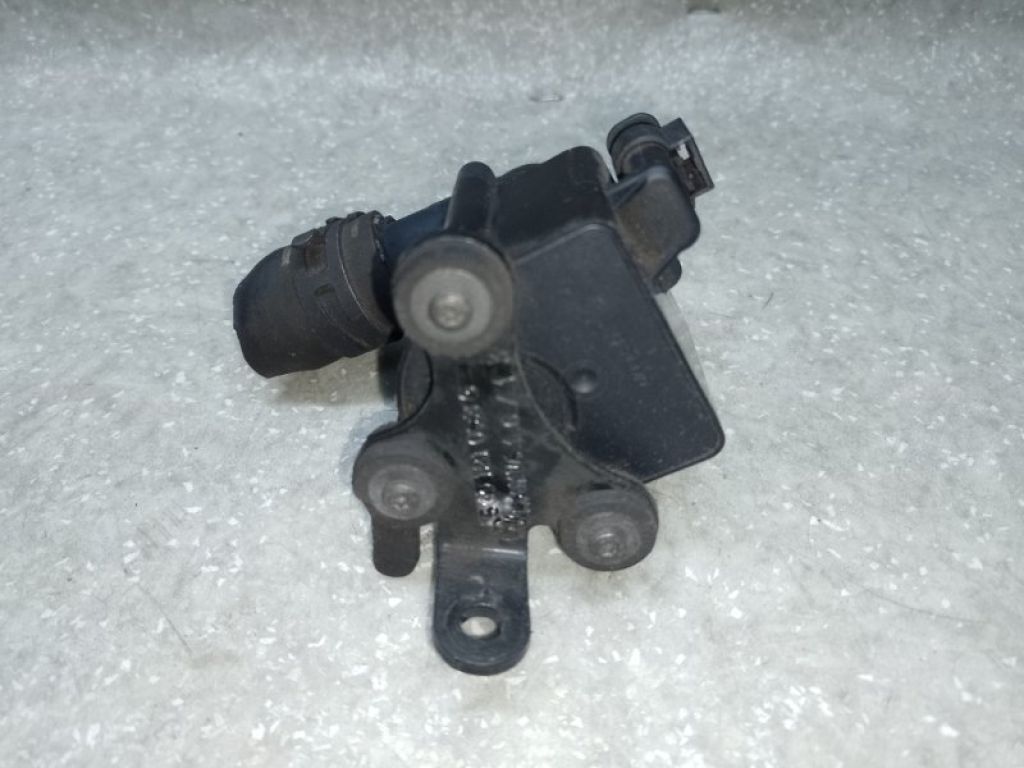 06H121601M | Помпа охолодження електрична VOLKSWAGEN PASSAT B7 11-15 - Фото 2