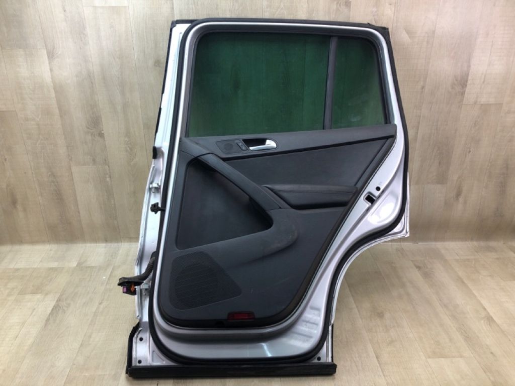 5N0833056A | Двері задн. прав. VOLKSWAGEN TIGUAN 08-17 - Фото 6