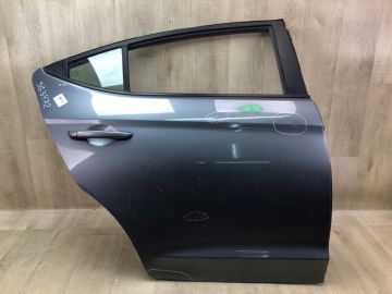 Дверь задн. прав. HYUNDAI ELANTRA AD 16-