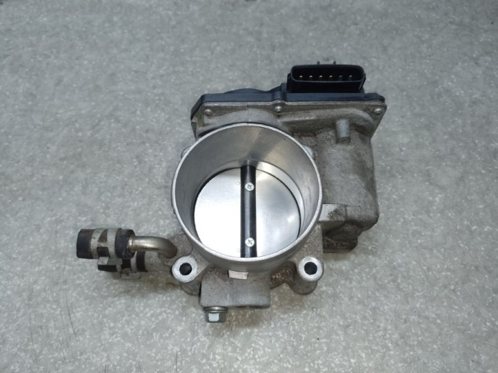 220300V010 | Дросельна заслінка TOYOTA CAMRY 55 14-17