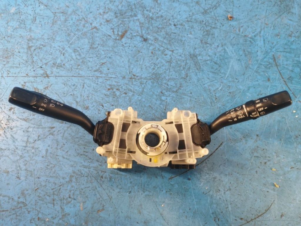 37400-50J30 | Підрульовий перемикач SUZUKI GRAND VITARA XL-7 01-06