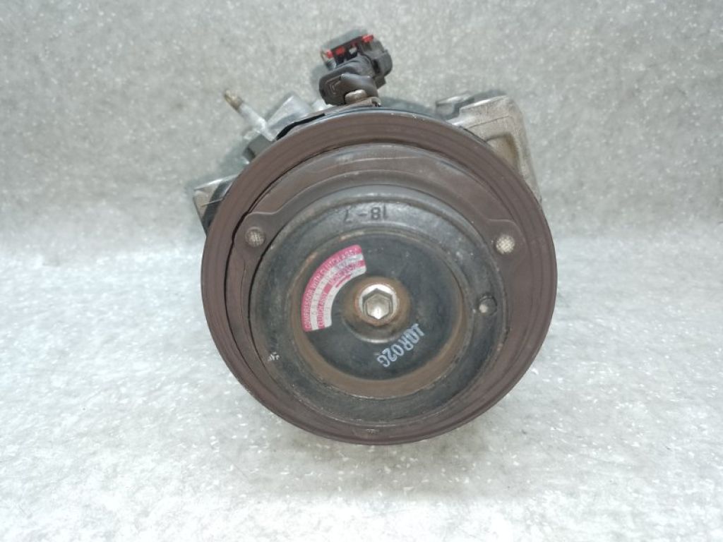 55111104AD | Компресор кондиціонера CHRYSLER TOWN &amp, COUNTRY (RT) - Фото 2