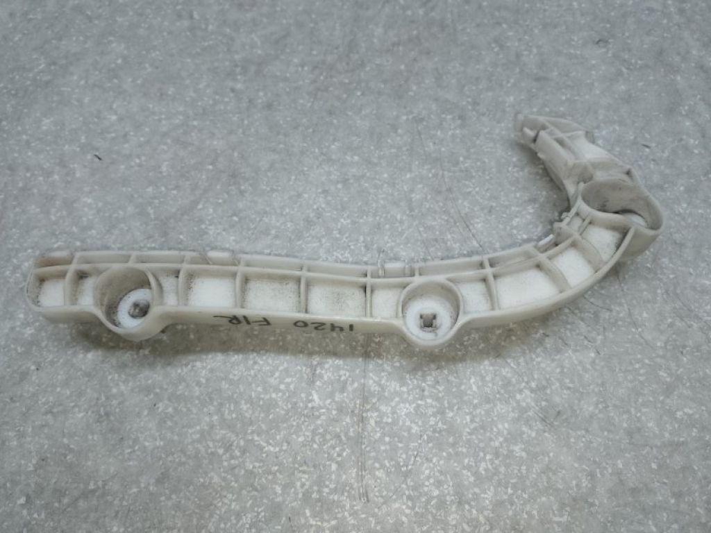 6400A588 | Кронштейн переднього бампера (на крилі) прав. MITSUBISHI OUTLANDER XL 05-13