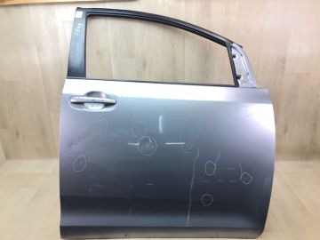 Двері передн. прав. TOYOTA SIENNA 11-16