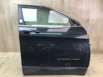 Двері передн. прав. JEEP CHEROKEE 14-