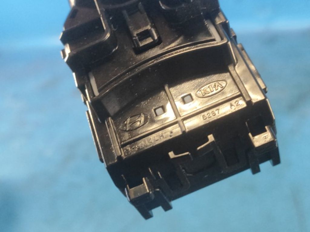 93420-1U000 | Подрулевой переключатель прав. HYUNDAI SONATA YF 10-14 - Фото 5