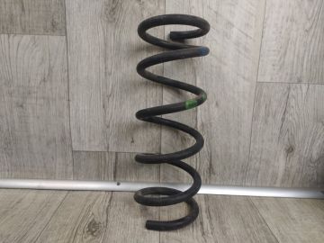 Пружина задньої підвіски INFINITI G25/G35/G37/Q40 06-14