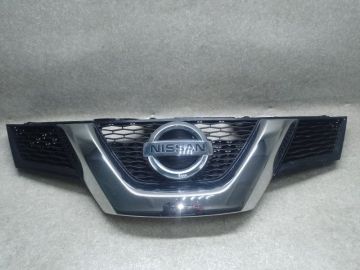 Решітка радіатора NISSAN X-TRAIL/ROGUE T32 13-20