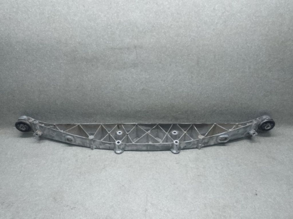 33309807513 | Кронштейн редуктора задн. MINI COUNTRYMAN R60 10-16